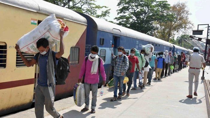 Shramik train with over 1,500 passengers from Bengaluru leaves for Odisha
