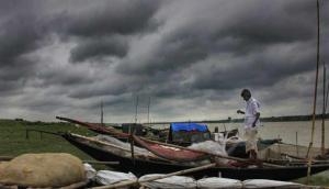 Cyclone Gulab: कमजोर पड़ने के बाद फिर से लौटेगा चक्रवाती तूफान गुलाब, महाराष्ट्र और गुजरात के लिए चेतावनी जारी