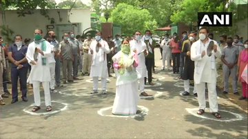 JDU members oppose RJD's protest against Amit Shah rally 