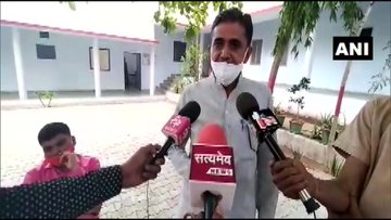 BJP slams Cong for shifting Gujarat MLAs to Rajasthan resort amid COVID-19 