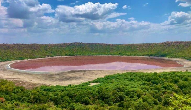 lonar lake
