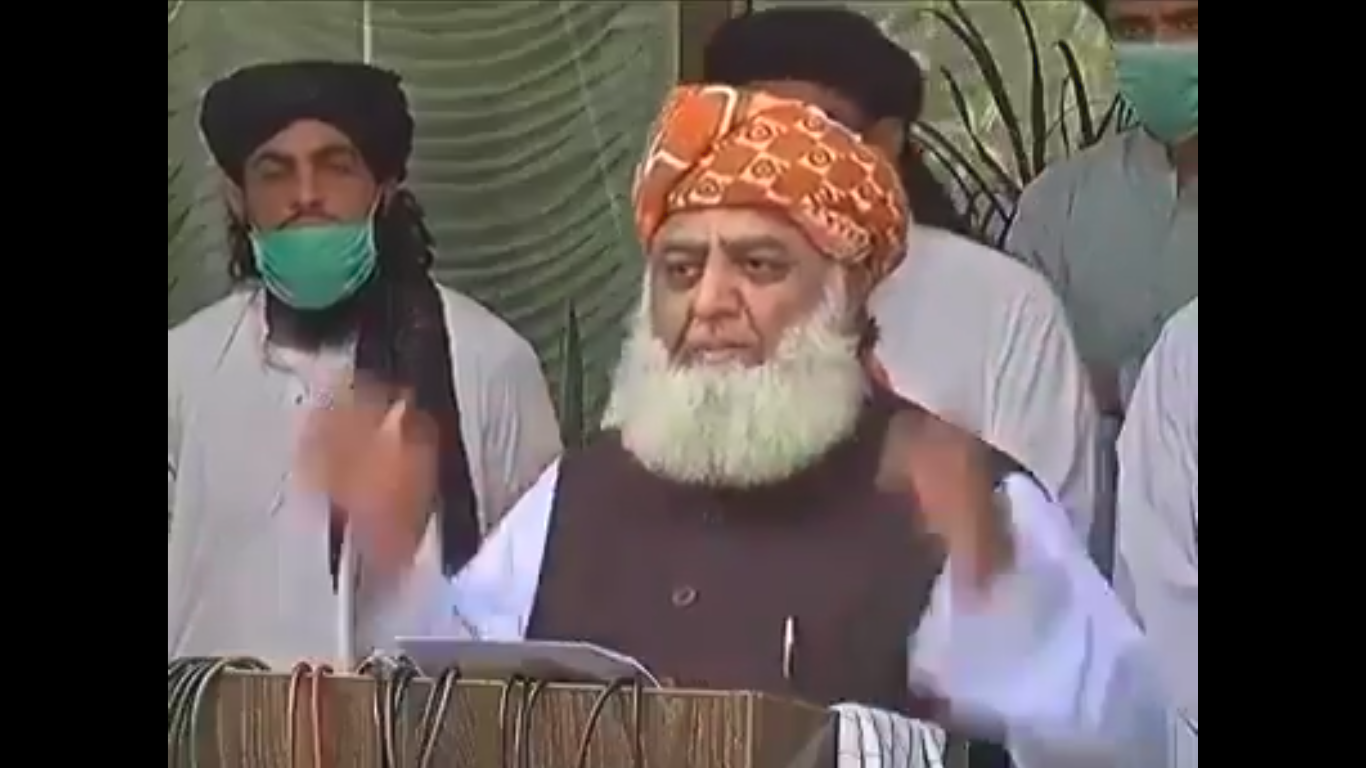 Pakistan cleric’s argument on battling coronavirus makes internet go bonkers [Watch]