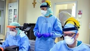US promotes 'serial testing' for COVID-19 with streamlined approval