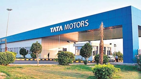 Tata Motors Group global wholesales dip 64 pc at 91,594 in Q1