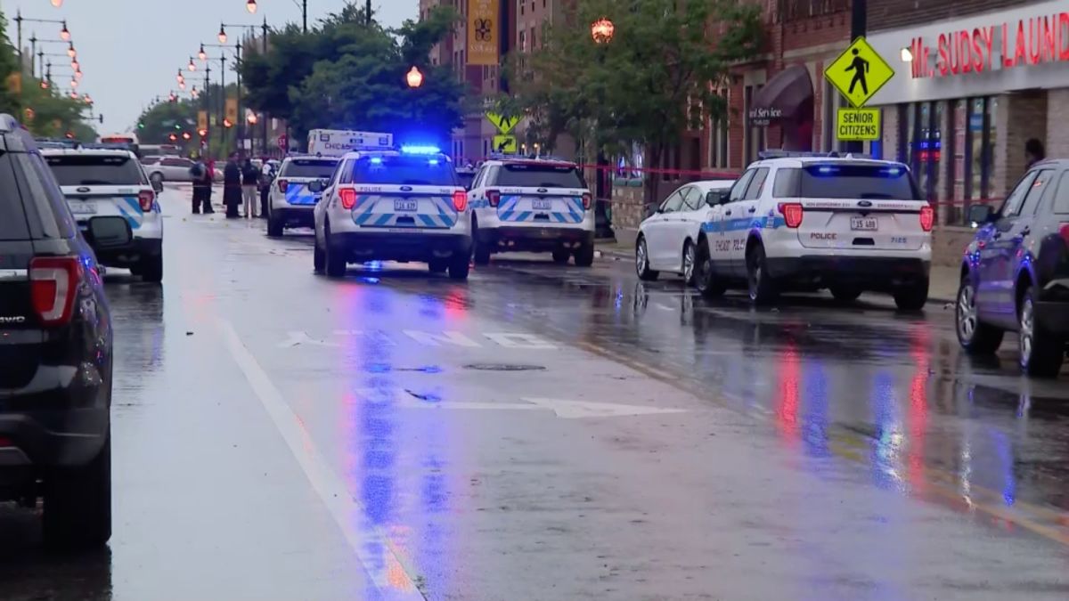 US: 12 people shot near Chicago funeral home 