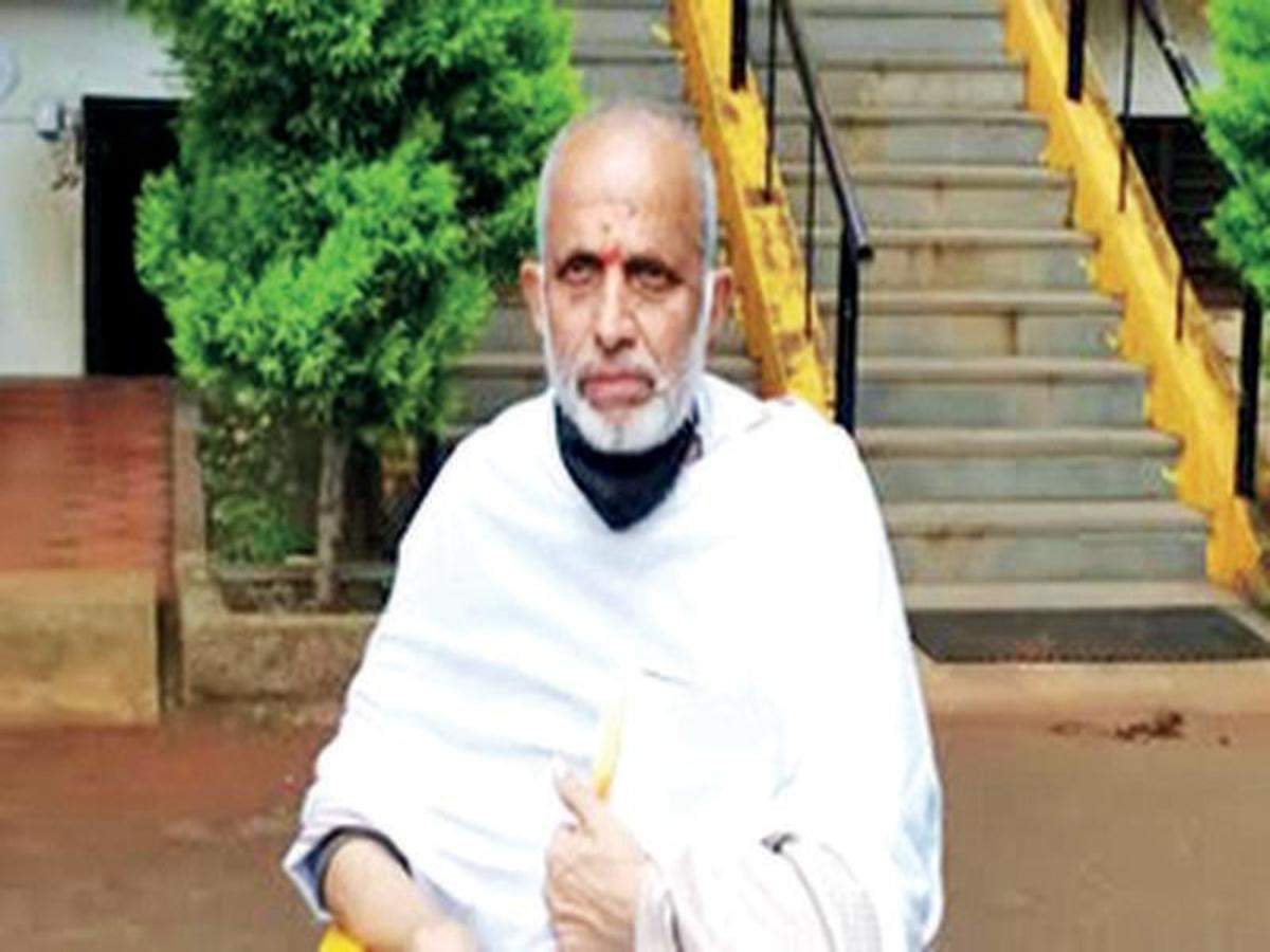 Karnataka priest claims getting death threats for fixing muhurat of Ram Mandir bhoomi pujan, FIR filed