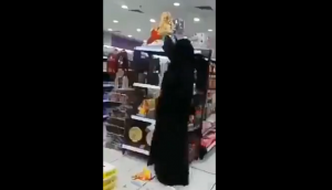 Burqa-clad woman disrespects Lord Ganesha idols in Bahrain supermarket; incident caught on cam