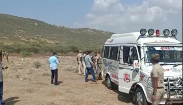 TN: Constable dies after history-sheeter hurls bomb at police team, CM announces Rs 50 lakhs ex gratia