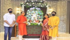 Ganesh Chaturthi: Maharashtra CM Uddhav Thackeray performs 'arti', seeks blessing of Lord Ganesha