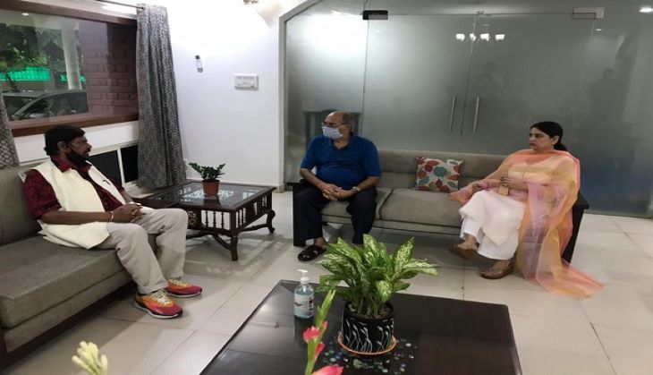 Sushant Singh Rajput death: Ramdas Athawale visits late actor's family