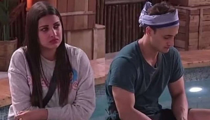 Asim Riaz's fans brutally troll his lady love Himanshi Khurana, call her ‘flop aunty’