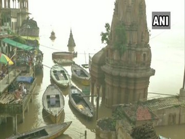 UP: As river Ganga rises ghats in Varanasi submerged 
