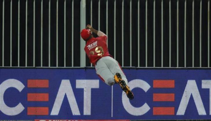 IPL 2020 KXIP vs RR: Nicholas Pooran Makes Outstanding Save Against Rajasthan Royals