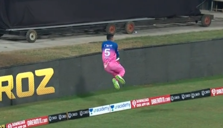 IPL 2020 KXIP vs RR: Nicholas Pooran Makes Outstanding Save Against Rajasthan Royals