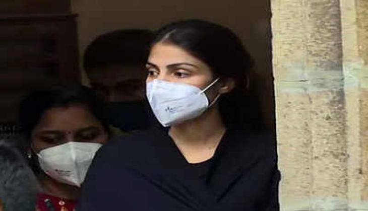 Rhea Chakraborty granted bail by Bombay HC in drug case, brother Showik's application rejected