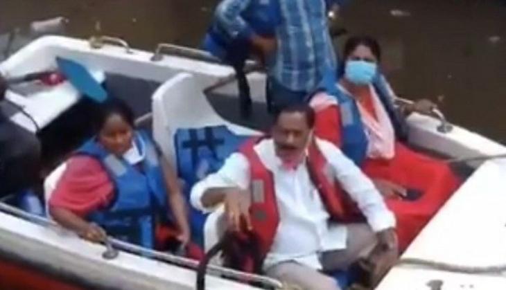 Telangana: Argument ensues between stranded woman and local MLA in Rangareddy  