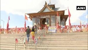 Navratri 2020: Devotees visit Shimla's Hatu temple to offer prayers 