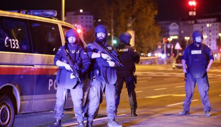 UN chief condemns Vienna 'terrorist attack', following situation closely