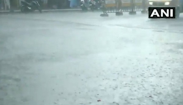 IMD predicts light rainfall in Chennai for next 48 hrs