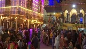Hindus in Pakistan celebrate Diwali following COVID-19 SOPs