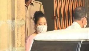 After arrest by NCB, Bharti, her husband taken to Mumbai hospital for medical examination