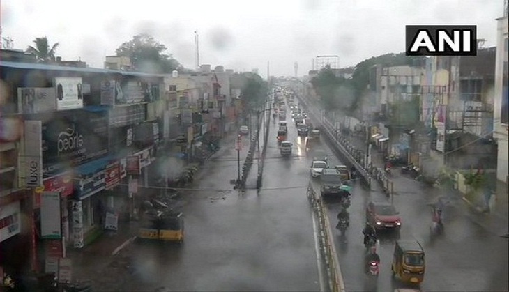 Rain lashes Chennai as Cyclone Nivar expected to cross TN, Puducherry coasts