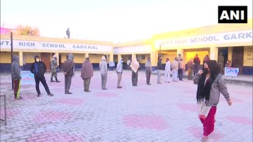 J-K: With coronavirus precautionary measures, polling underway for DDC elections 