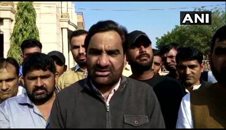 Farmers' protest: RLP leader Hanuman Beniwal begins march towards Delhi in protest against farm laws