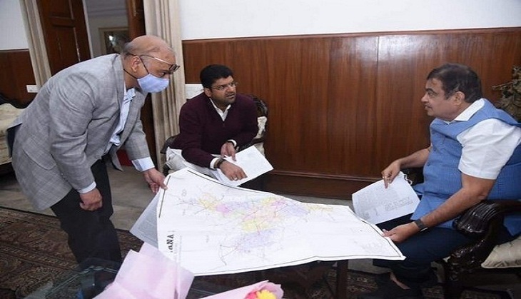 Haryana: Dushyant Chautala discusses ongoing, proposed road projects with Gadkari