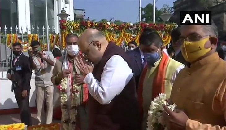 West Bengal: Amit Shah pays tribute to Swami Vivekanand in Kolkata 