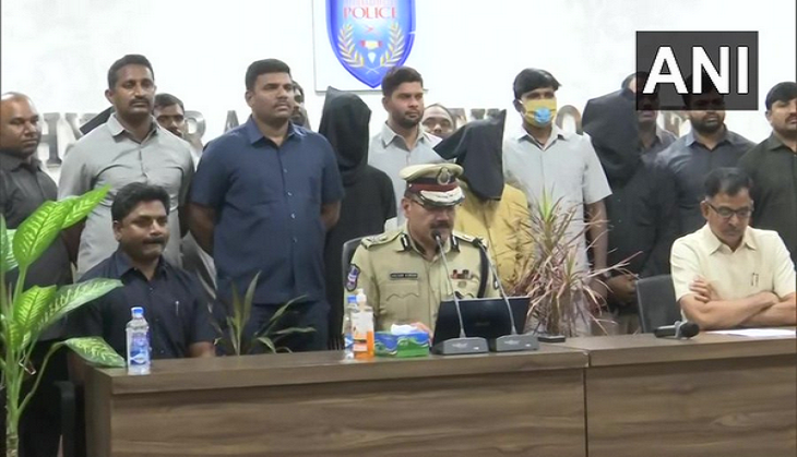Telangana: Police apprehends house burglar, 3 associates; seize goods worth Rs 12,09,000