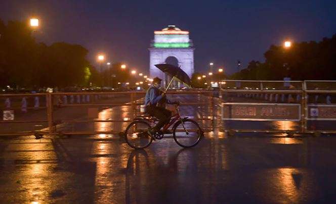 Delhi: Night curfew imposed, no new year celebrations at public places