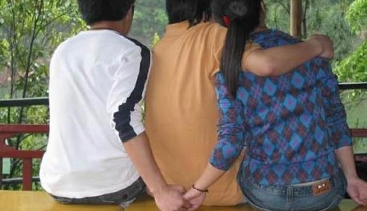 love triangle