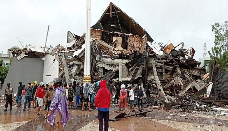 Earthquake: 42 killed, hundreds injured after 6.2 magnitude quake hits Indonesia