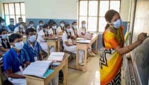 Karnataka: 35.64 pc school students attend offline classes on Monday