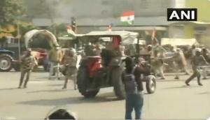 Farmers' Tractor rally: Violence near ITO area as protestors try to run over cops