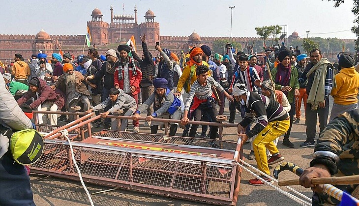 Farmers’ protests | Prolonged dharna bleeds local businesses, livelihood