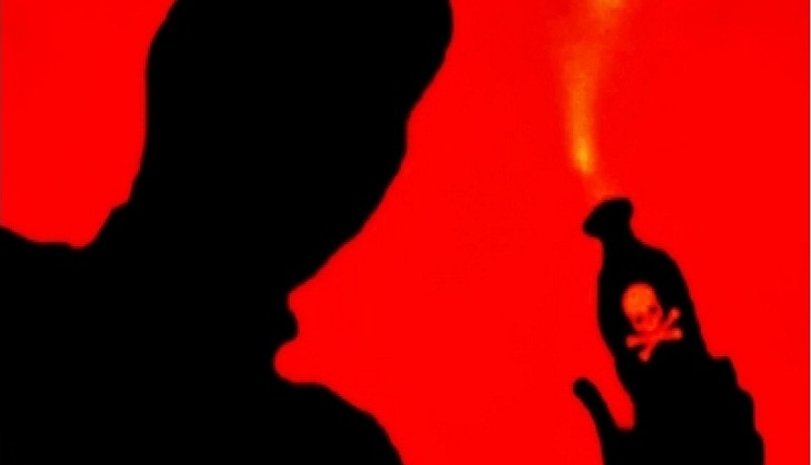 UP Shocker: Acid thrown on couple over sexual harassment case of daughter