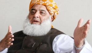 PDM chief Fazl terms PTI 'party of thieves', says no one can match Imran Khan in corruption
