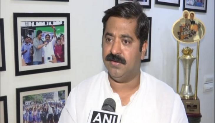 BJP's Ram Kadam seeks apology from Sonia, Rahul Gandhi for 'maligning' Bharat Ratnas 