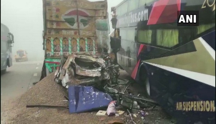 UP Accident today: 12 injured as 6 vehicles collide on Yamuna Expressway in Greater Noida
