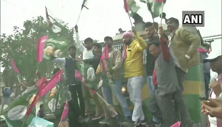 Rail roko agitation: Protesters block trains in several parts of country