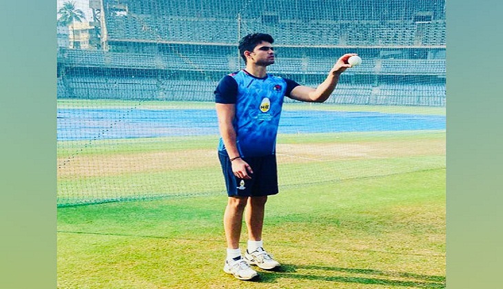 Throwing 'nepotism' at Arjun Tedulkar unfair, don't murder his enthusiasm, says Farhan Akhtar