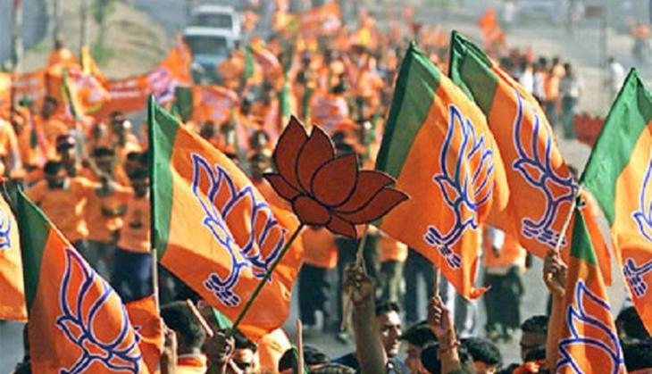 BJP gives final push as campaigning for first phase ends in Bengal 