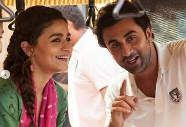 Neetu Kapoor shares unseen picture of lovebirds Ranbir Kapoor, Alia Bhatt