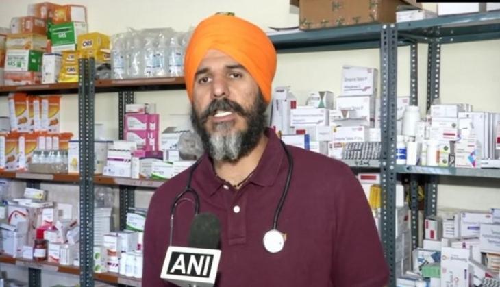 US cardiologist provides medical facilities to farmers protesting at Delhi's Tikri border