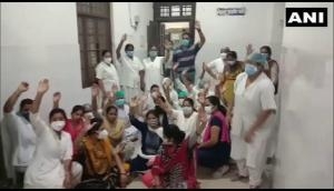 UP: Nurses protest after doctor allegedly slaps hospital nurse in Prayagraj