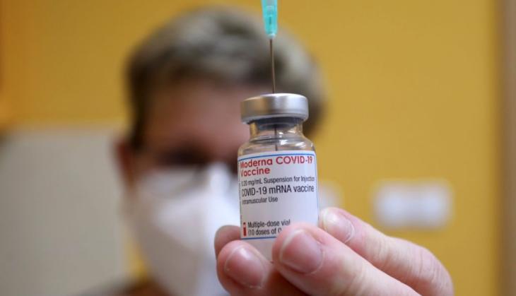 Moderna starts testing COVID-19 vaccine on young children, infants