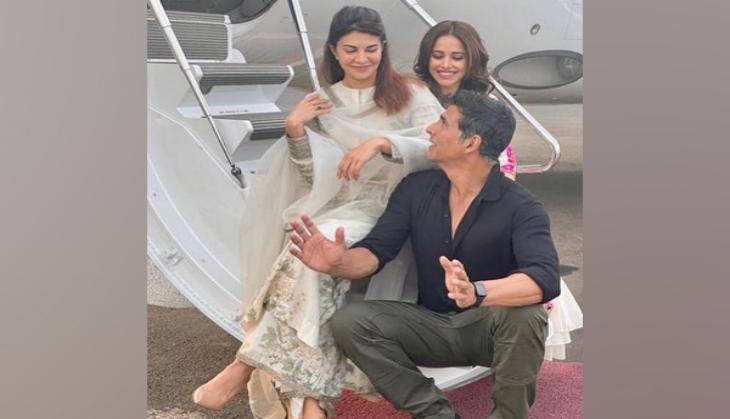 Team 'Ram Setu' heads to Ayodhya for mahurat shot