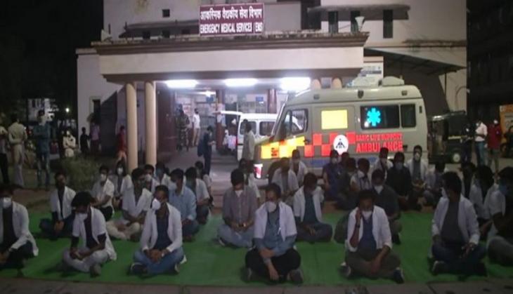 Coronavirus: Amid surge in COVID-19 cases doctors protest against shortage of medical resources in Nagpur